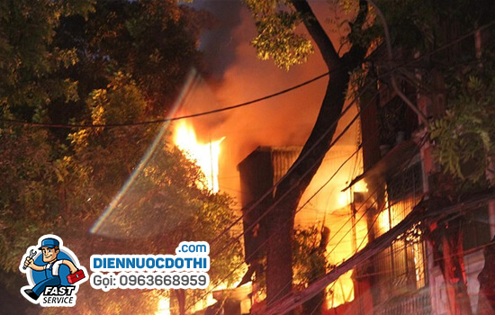 Chập cháy điện tại nhà dân khu vực quận Ba Đình